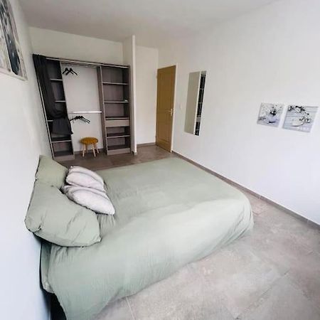 Jolie Maison De Village 2 Chambres Ouveillan Dış mekan fotoğraf
