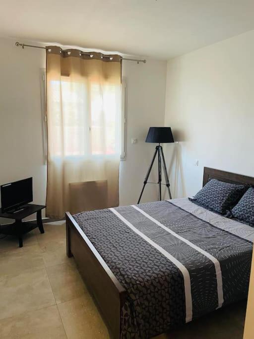 Jolie Maison De Village 2 Chambres Ouveillan Dış mekan fotoğraf